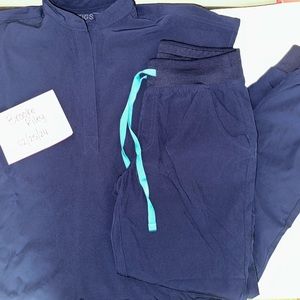 Fig scrub set -Navy blue FREEx -XXS Rafaela top and XXS lined Zamora joggers